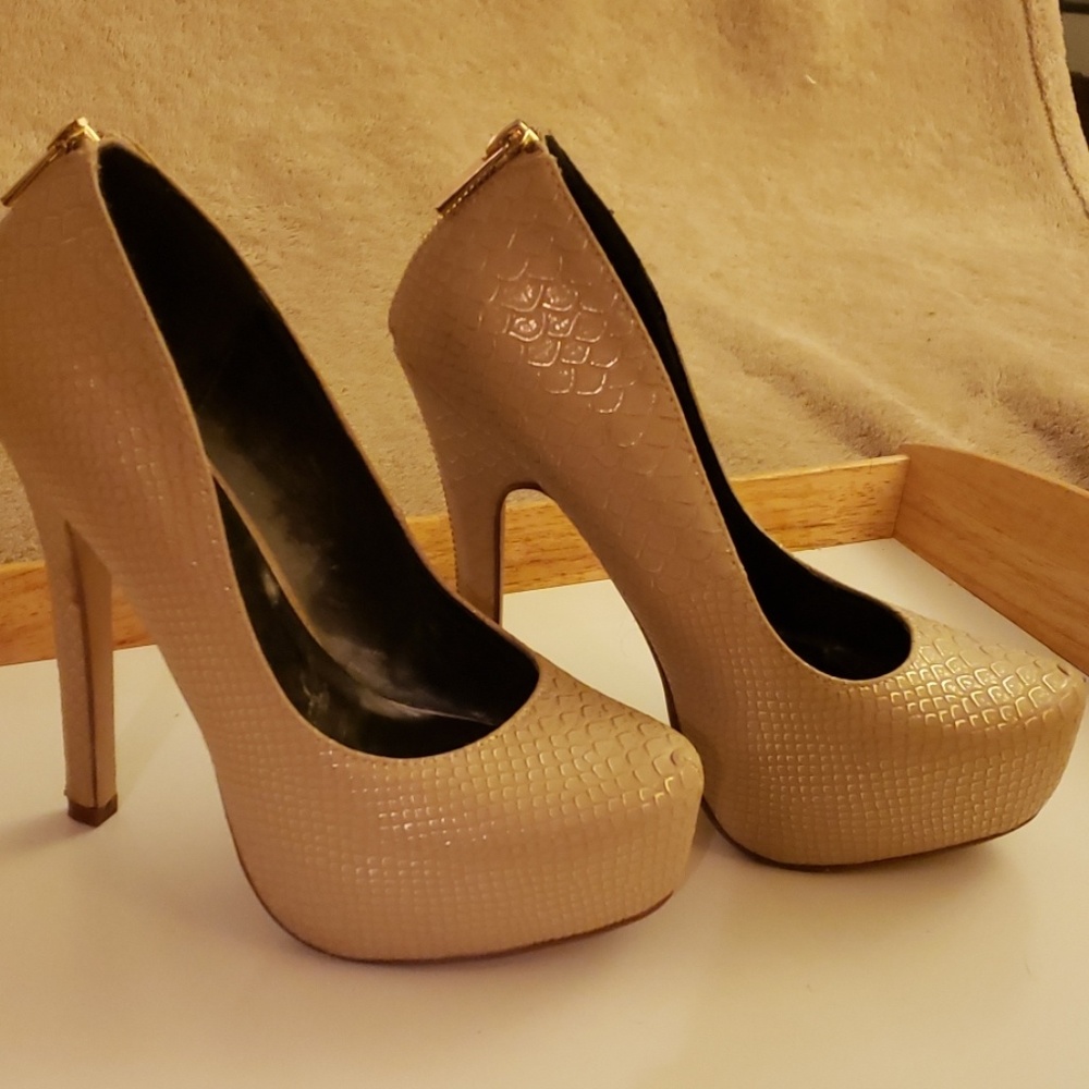 Call It Spring Womens heals